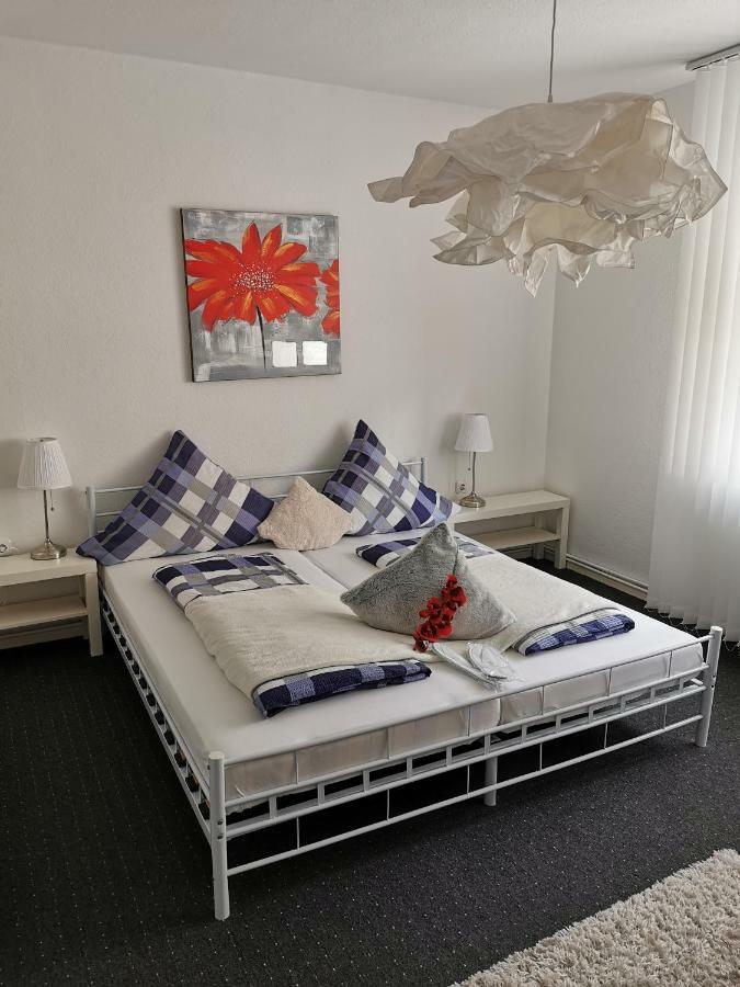 Lindenstraße *
